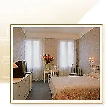 *** Hotel Hôtel Henri IV Tarbes France